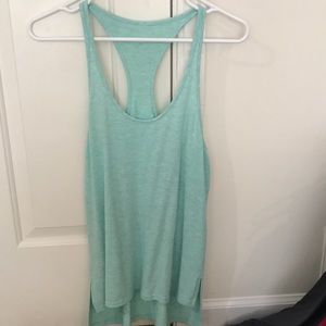 Alo Yoga tank
